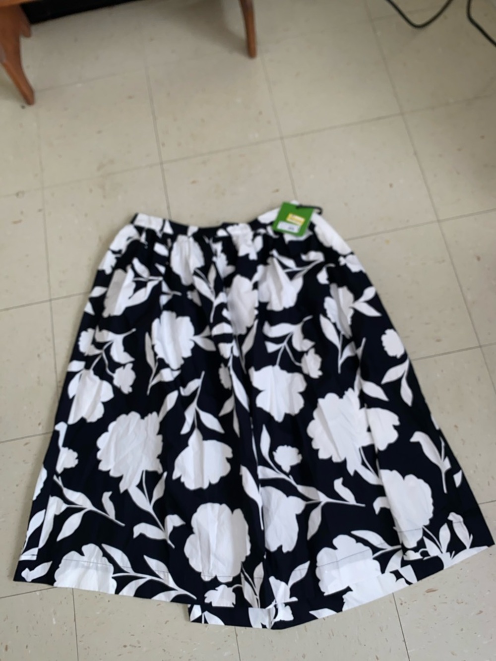 NWT KATE SPADE MIDI SKIRT FLORAL LARGE